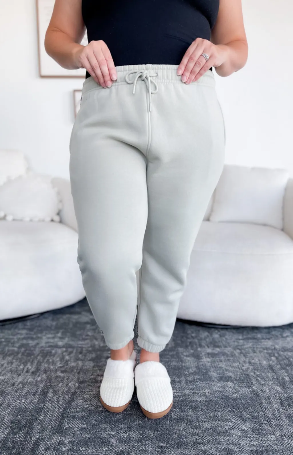 Jenna Everyday Joggers-Curvy